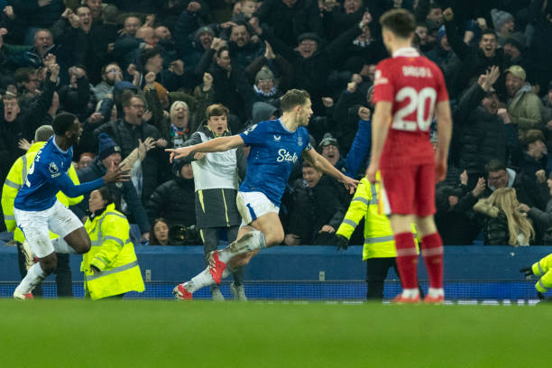 外线与中距 外线与中距